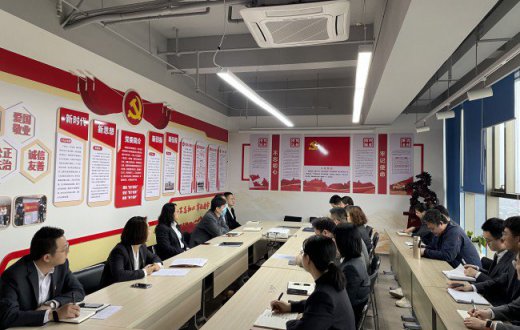 市国资公司深入开展法制宣传教育活动